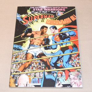 Teräsmies vastaan Muhammad Ali / Lepakkomies Paholaisen tytär integraali